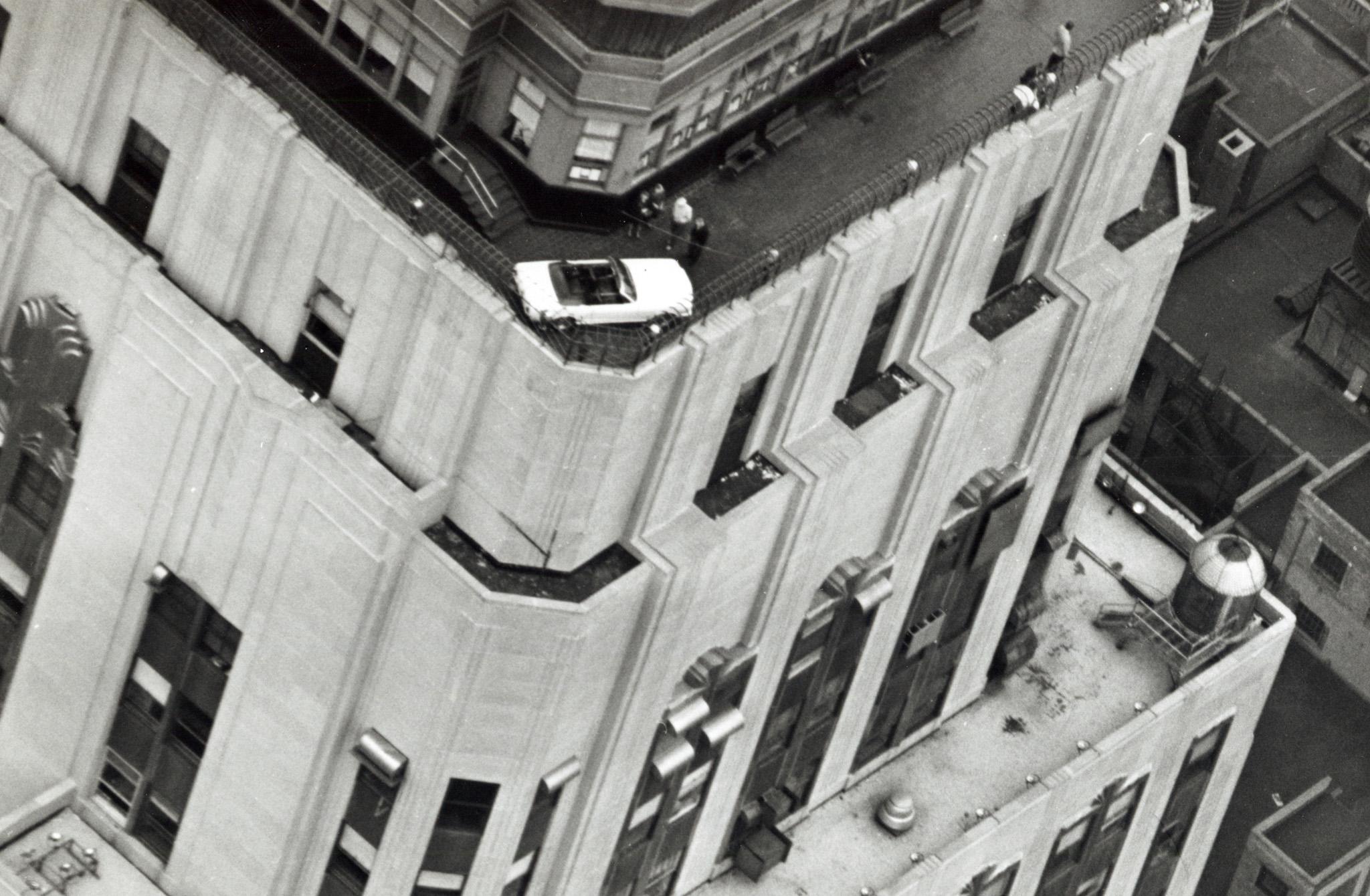 Az 1965-ös Mustang az Empire State Building kilátóján