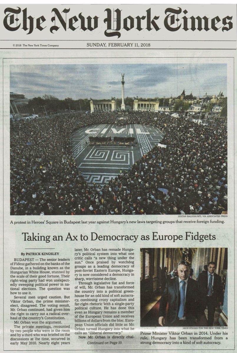 A New York Times vasárnapi címoldalának központi része