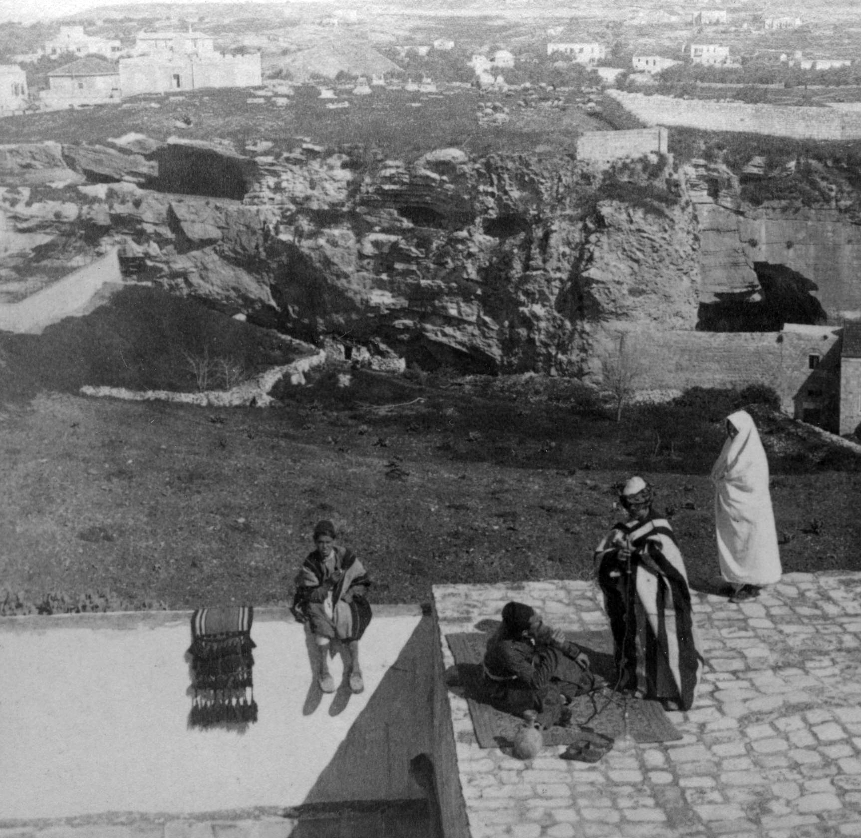 A Golgota eredeti helyének tartott Koponyahegy Jeruzsálemben, 1901. (Fotó: Wikipedia)